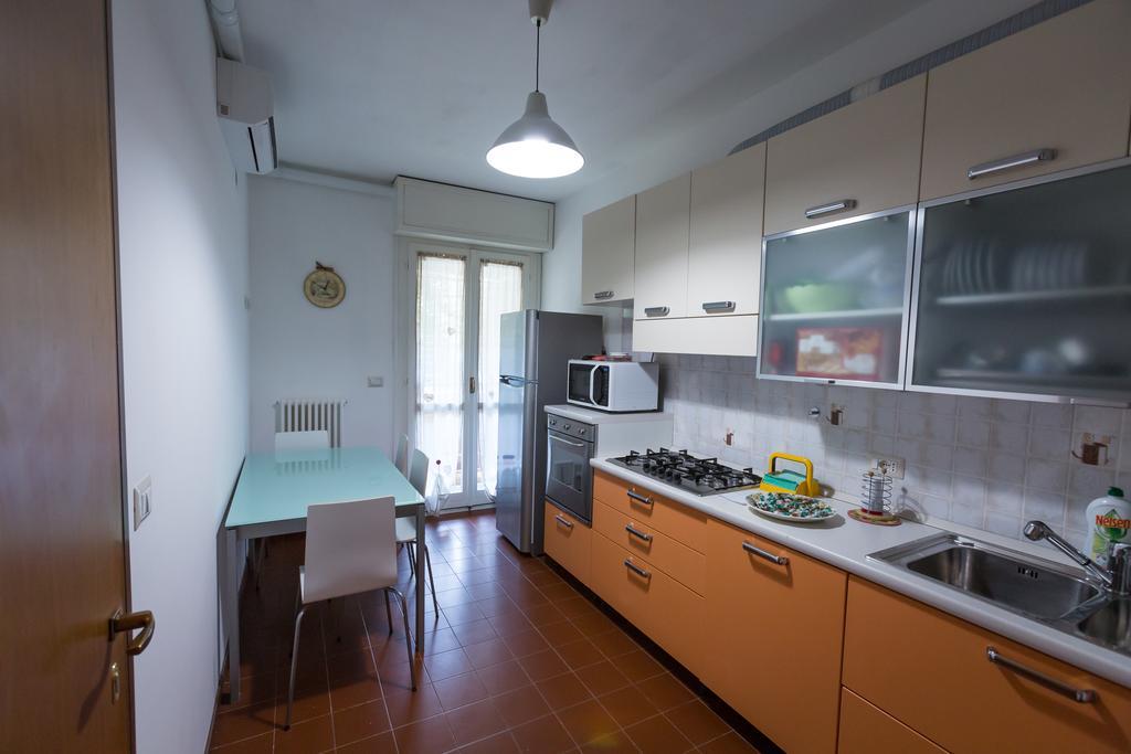 Bolognina Central Apartment Болонья Экстерьер фото
