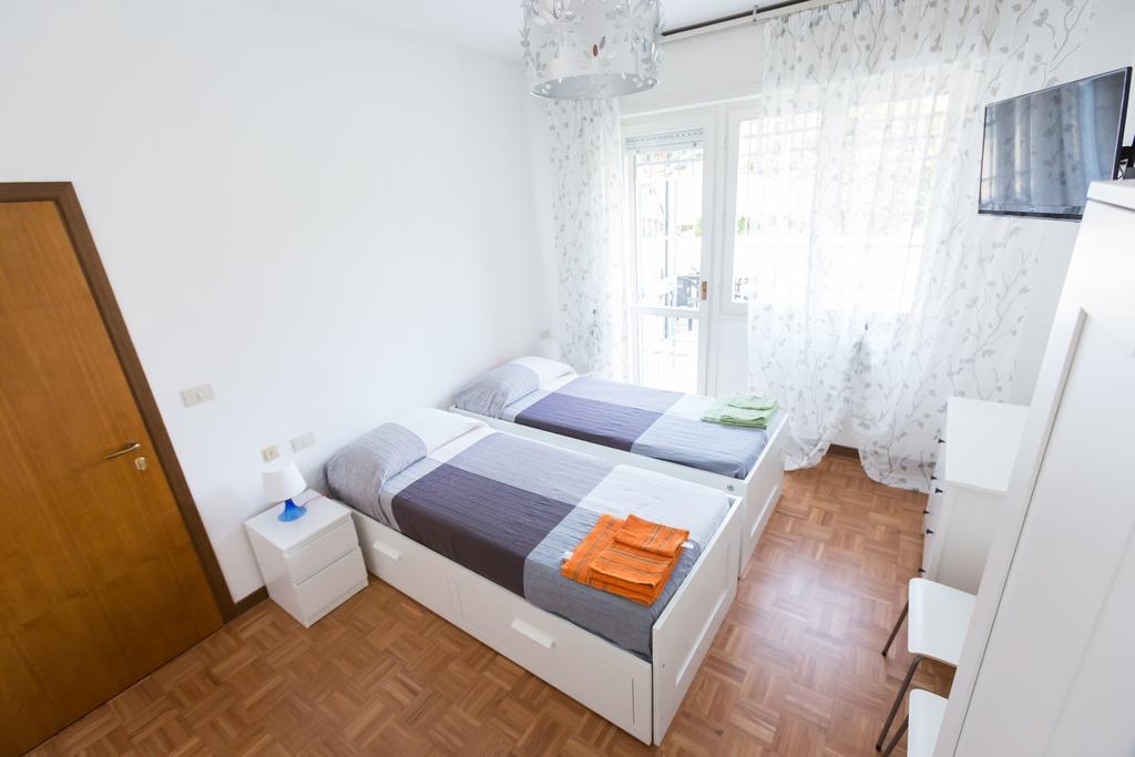 Bolognina Central Apartment Болонья Экстерьер фото