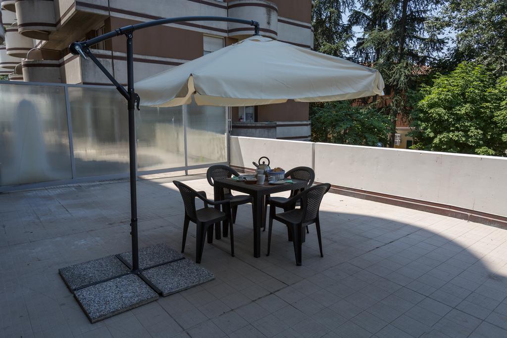Bolognina Central Apartment Болонья Экстерьер фото